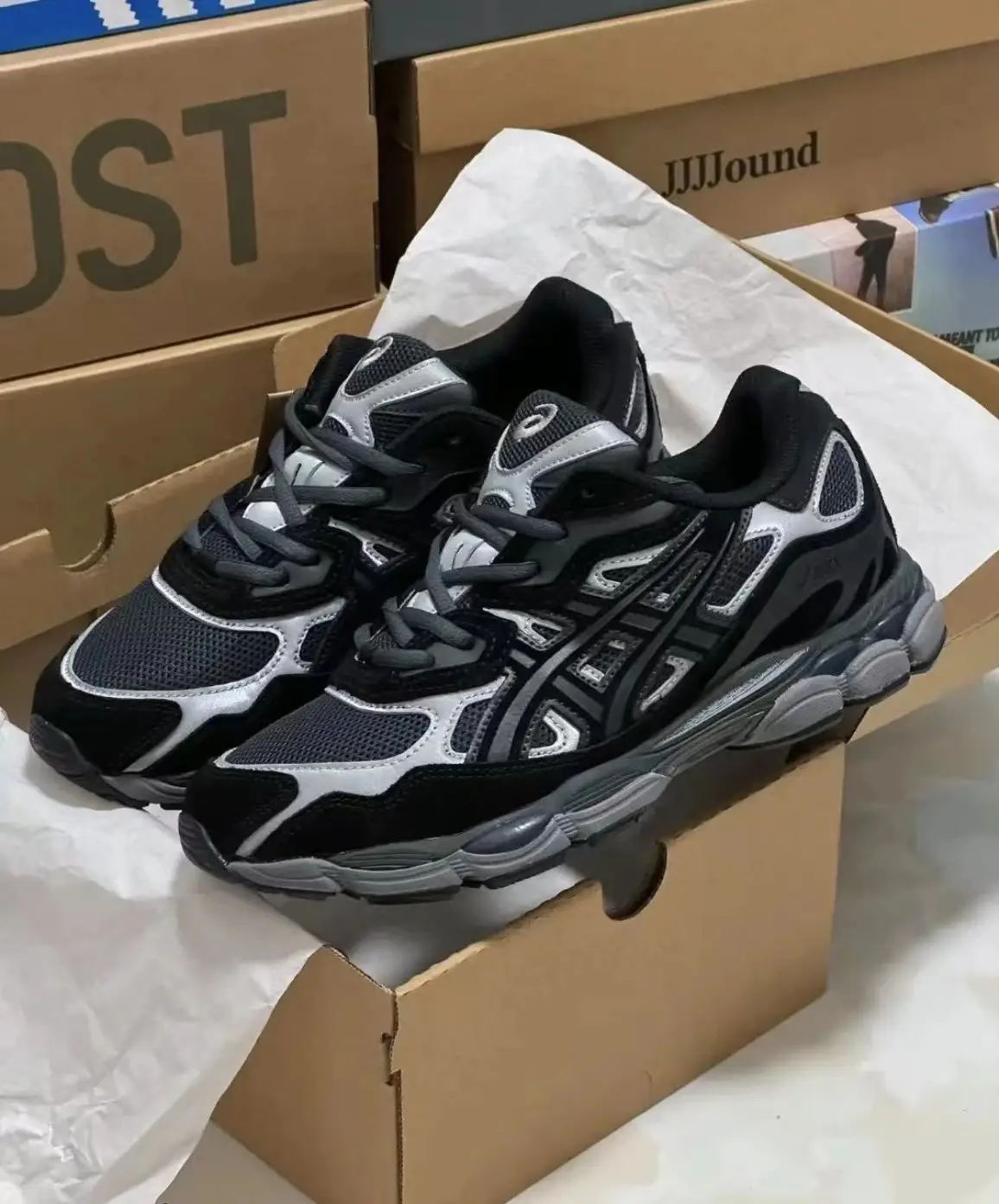 Asics Gel-Kayano 14 Sneakers 1