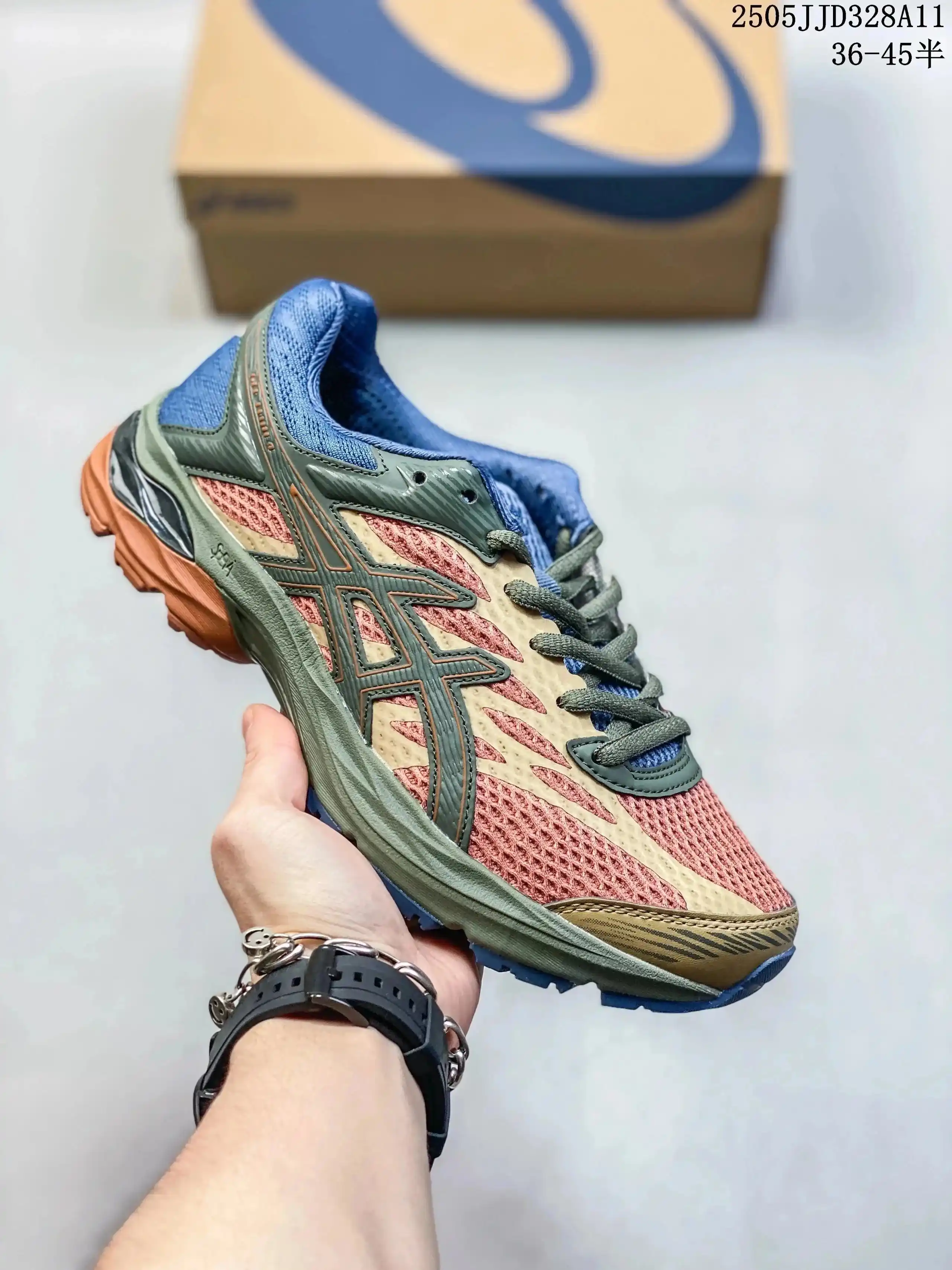 Asics /HOKA sandals River trekking shoes 3
