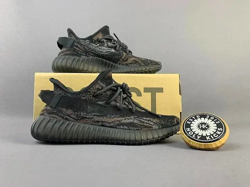 Yeezy 350 Sneakers [27 styles] 2